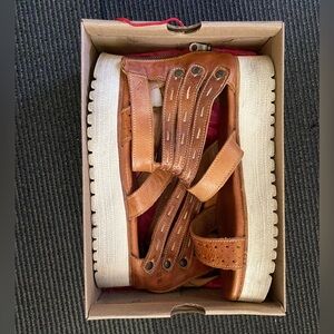 Artemia BedStu Platform Sandals ⭐️